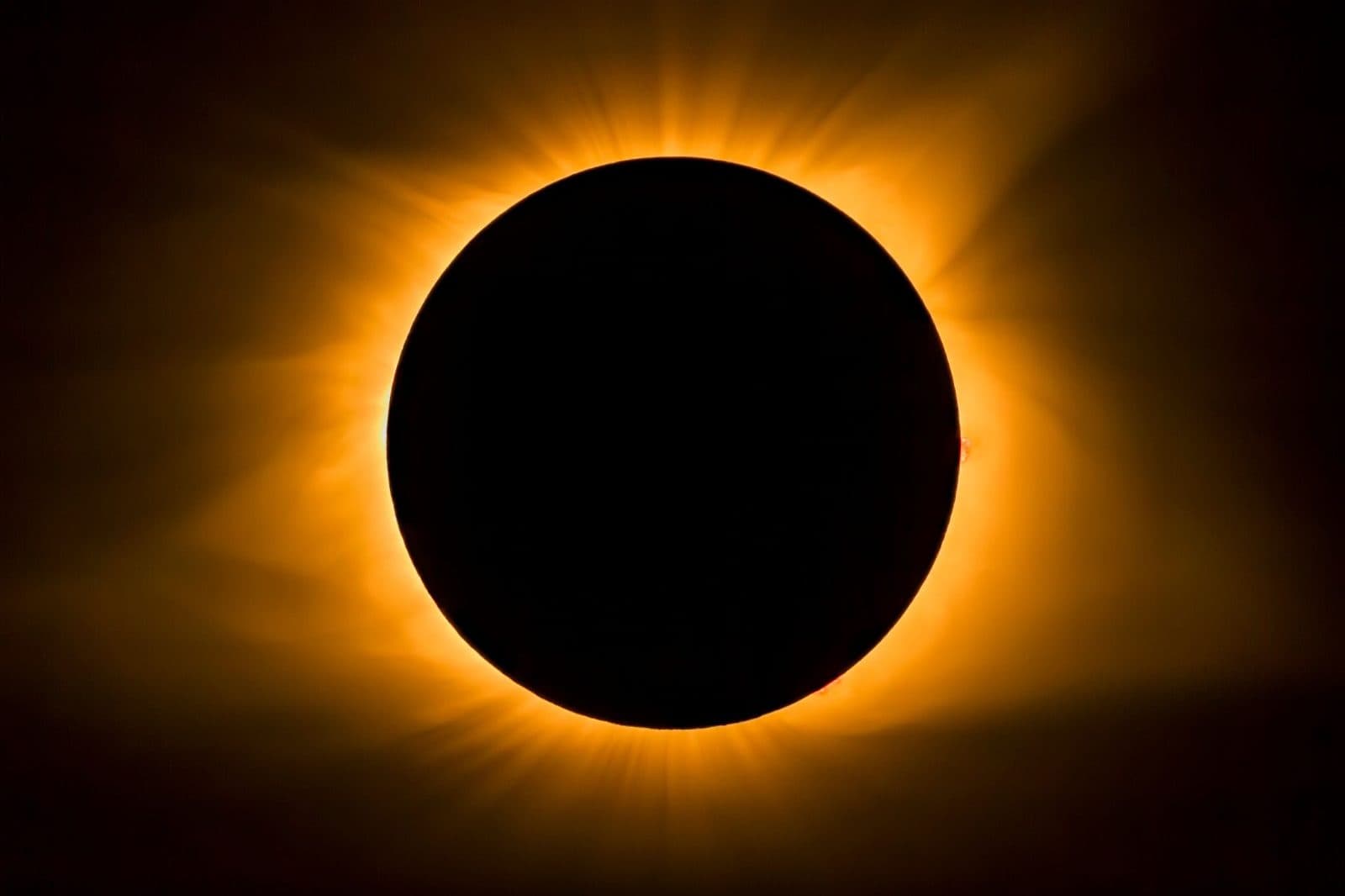 O Suspiro da Luz: O que a Ciência Aprendeu com os Eclipses do Sol
