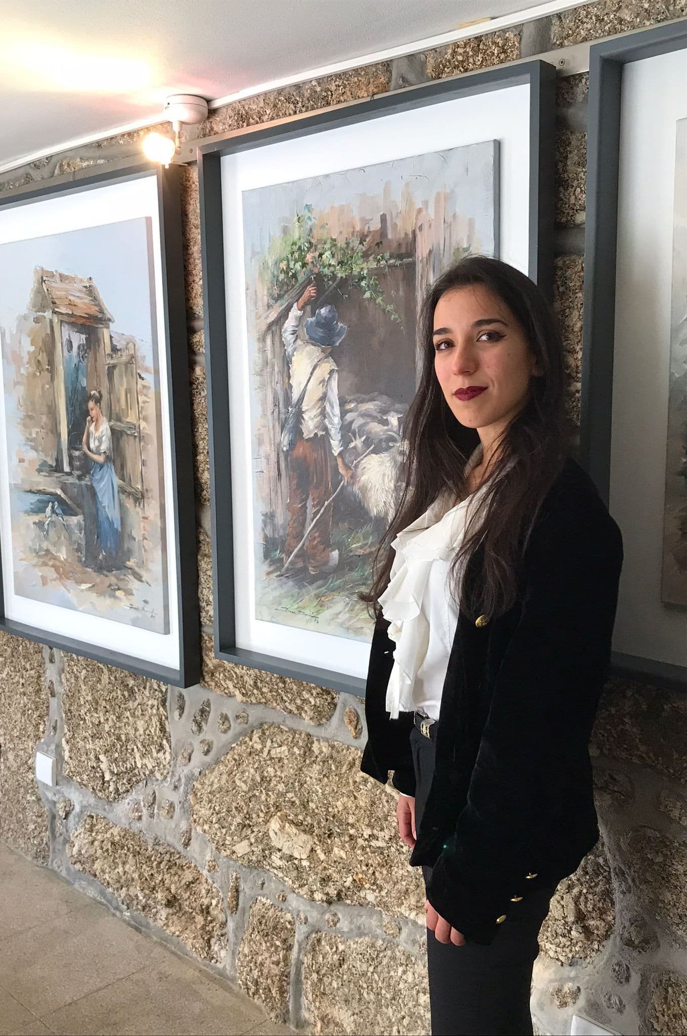 Entrevista com a pintora Joana David com a exposição "Emoções Bucólicas" na Biblioteca Municipal António Lobo Antunes