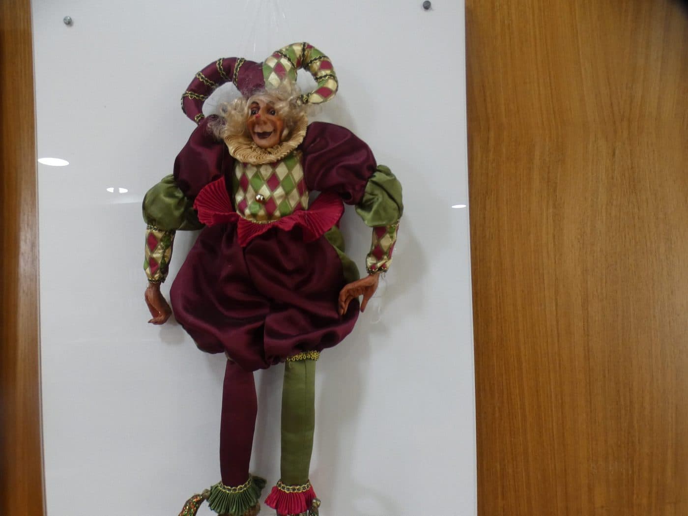 Exposição Marionetas do mundo de Vítor Assis em Nelas